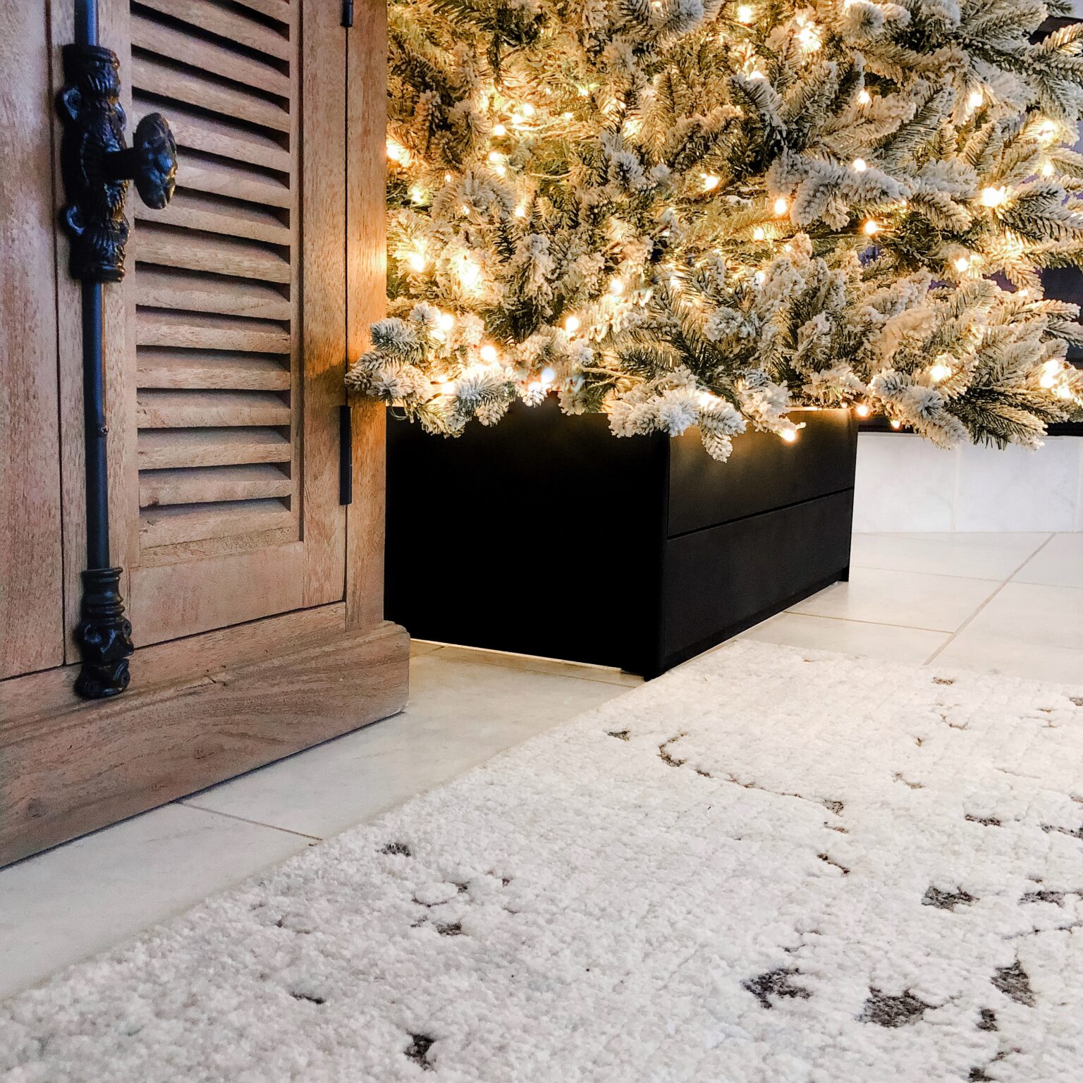 DIY Tree Collar - White Oak Shop
