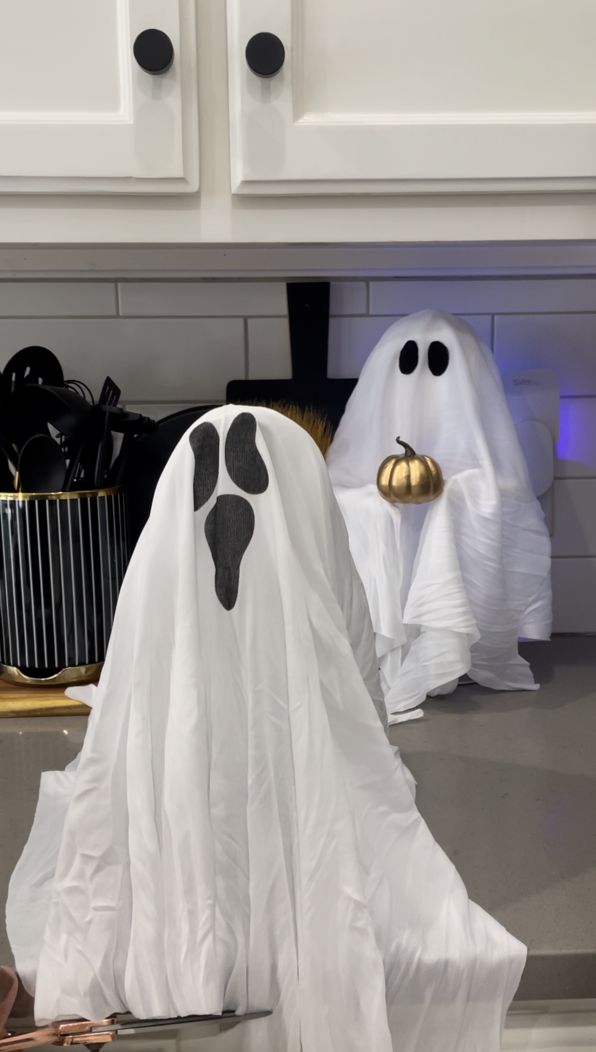 Dollar Tree DIY Ghosts - White Oak Shop